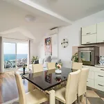 Apartman Isabora - Comfort Three-bedroom With Balcony And Sea View Second Floor